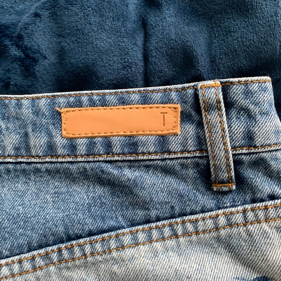 Cute denim skirt - Picture 3 of 4